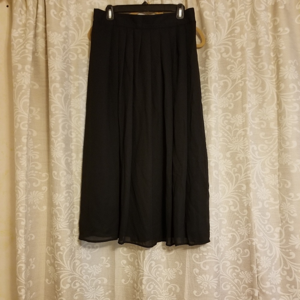 Long flowy dressy skirt